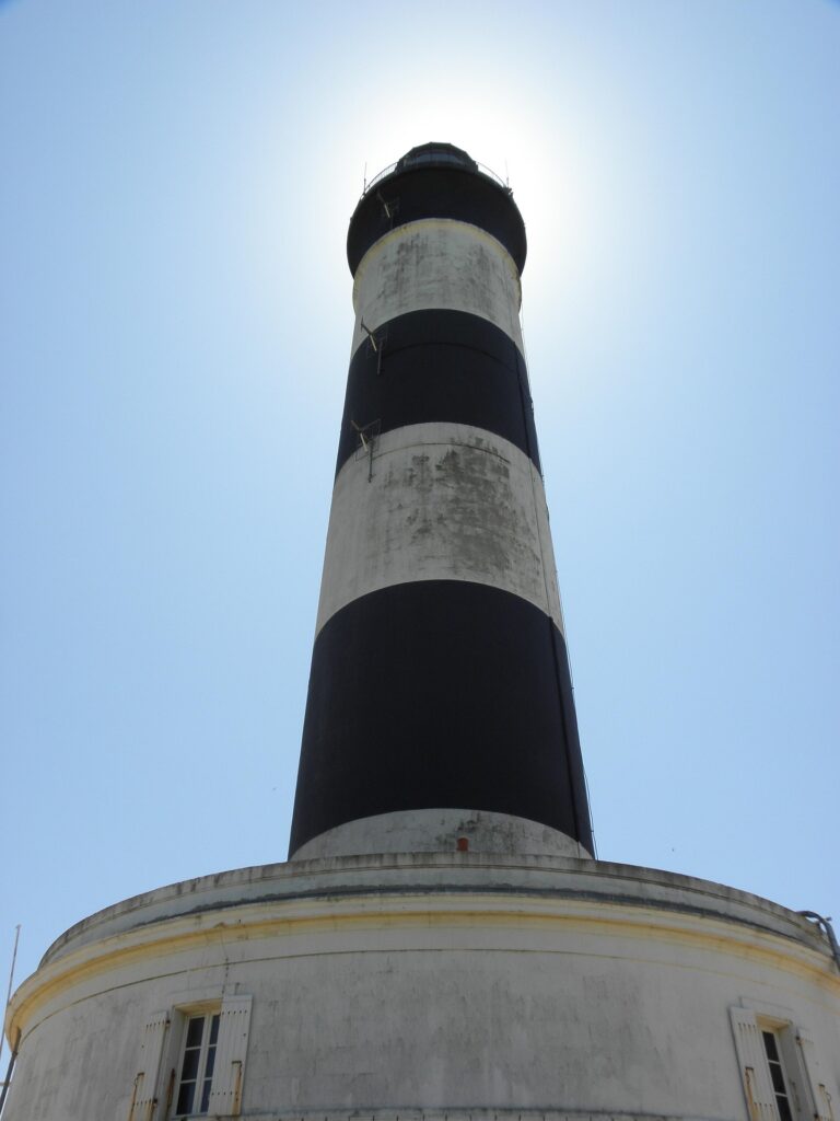 Visite et Culture - Phare Chassiron - La Maison D'Yvonne